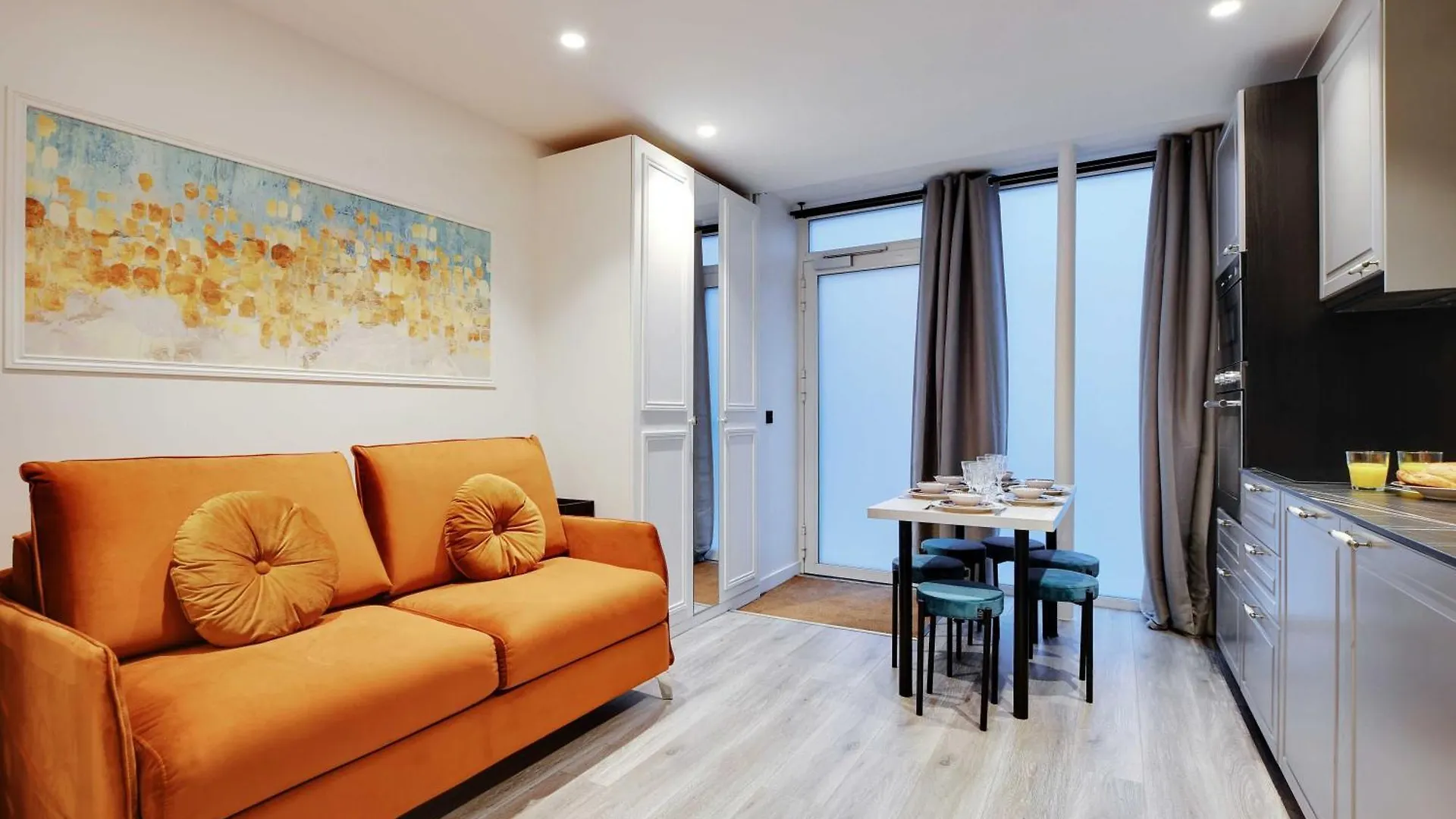 Modern - 2br-6p - Marais Париж