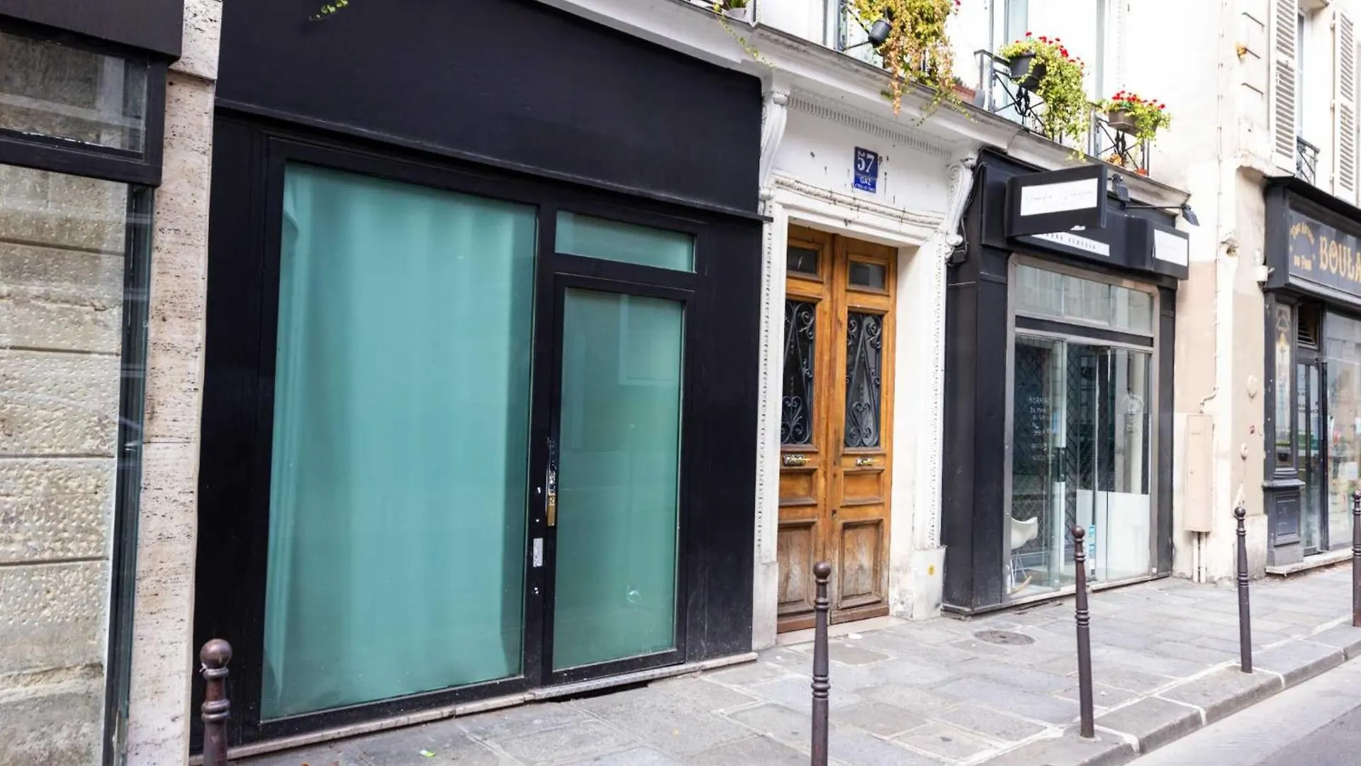 Modern - 2br-6p - Marais *